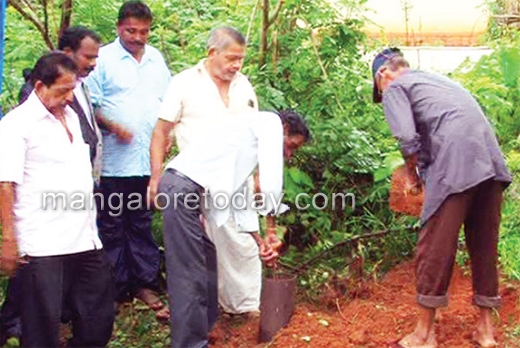 open borewell at Parkala
